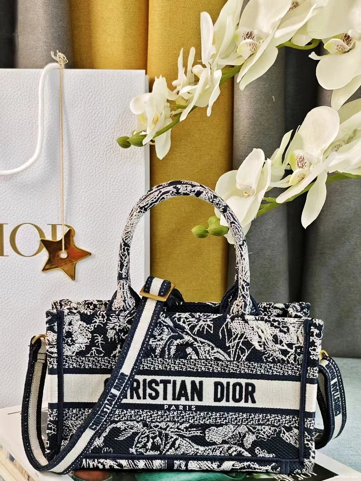 MINI DIRO TOTE-21.5*13*7.5CM BOOK 0718